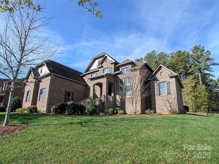 213 Wheatberry Hill Drive 19 sold home in Atherton, Matthews, NC