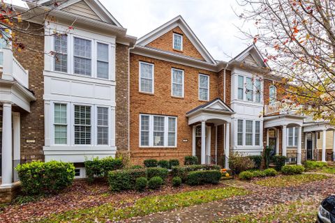 920 Lyndley Drive