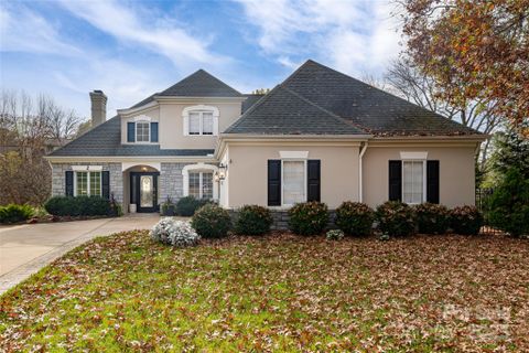 2 Clovelly Way sold home in Devonshire, Asheville, NC