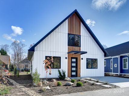 41 Verde Drive sold home in The Villages At Crest Mountain, Asheville, NC