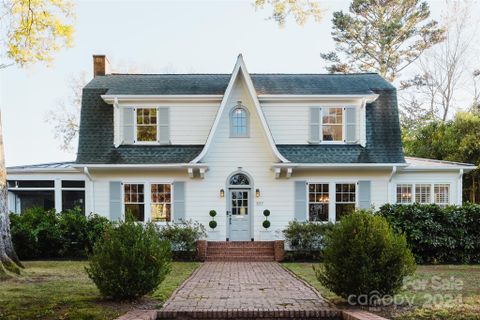 837 Henley Place