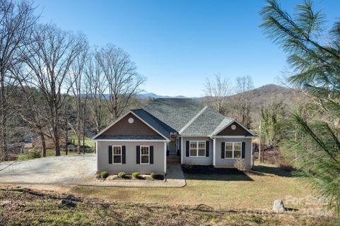 67 Cairens Ridge Drive sold home in Cairens Ridge, Mills River, NC