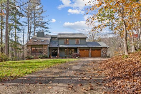 314 Secretariat Lane sold home in Fairview Downs, Fairview, NC