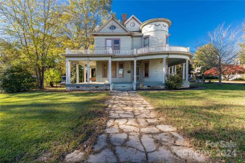 307 Kings Mountain Street