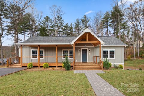 132 Cascade Ridge Road sold home in Cascade Ridge, Fairview, NC