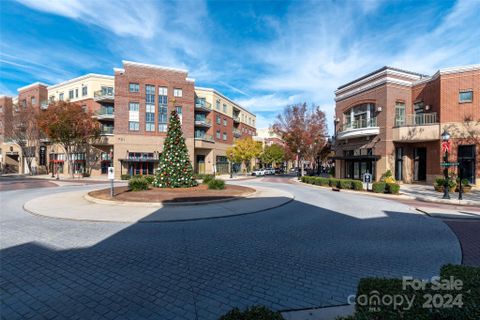 720 Governor Morrison Street 203 sold home in The Lofts At Morrison, Charlotte, NC