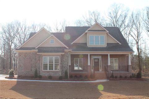 3004 Smith Field Drive 28