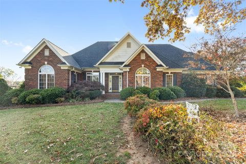 15104 Ron Allen Court sold home in Davis Trace, Mint Hill, NC