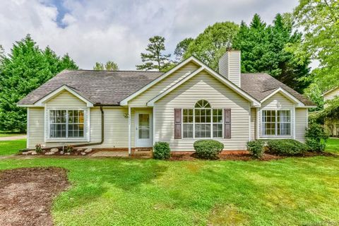 14511 Buckton Lane sold home in Oakcroft, Matthews, NC