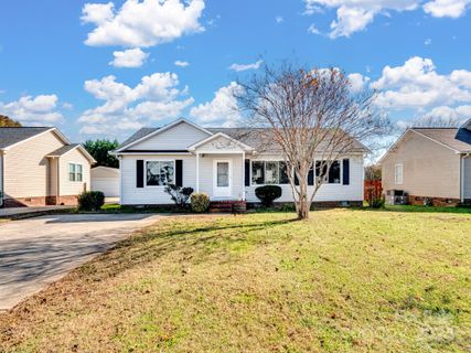 5136 Wheat Drive sold home in Cochran Farms, Concord, NC