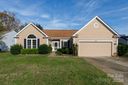 12319 Jacquelyn Court sold home in Charlotte, SC