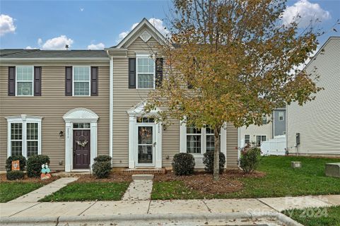 2832 Sand Cove Court
