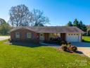 2101 Colonial Lane sold home in Hickory, SC