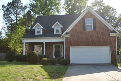 811 Savannah Place Drive