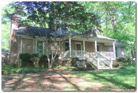 7505 Alamance Drive