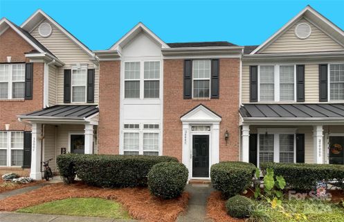 3000 Misty Harbor Circle E