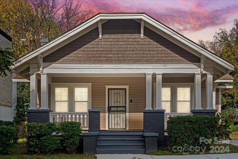 1616 S Tryon Street