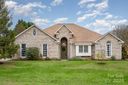 1192 Manor Oak Place sold home in Concord, SC