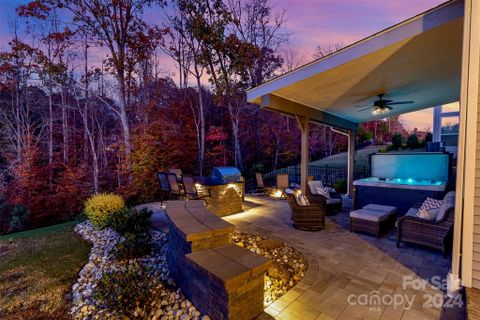 10174 Castlebrooke Drive