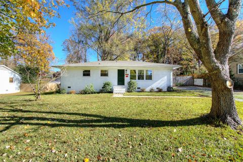 3533 Edsel Place