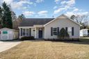 618 White Oak Lane sold home in Matthews, SC