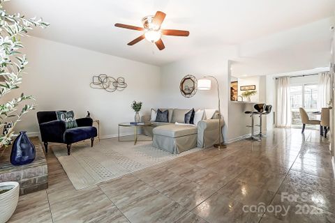 11001 Carmel Crossing Road sold home in Carmel Crossing, Charlotte, NC