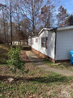 4966 Lineberger Loop Road sold home in Mundy Acres, Denver, NC