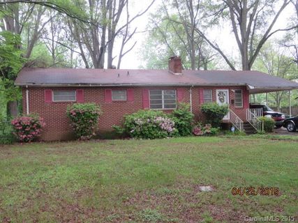 401 Briarwood Drive