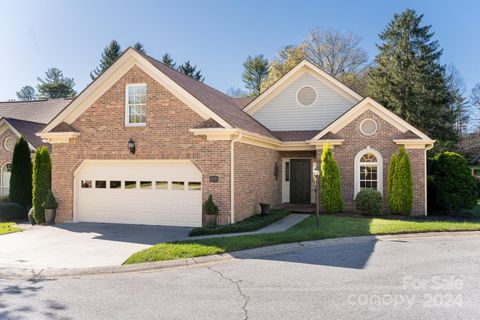 131 Glenbrook Drive sold home in Glenbrook, Hendersonville, NC