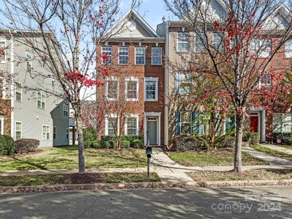 5526 Whitehawk Hill Road