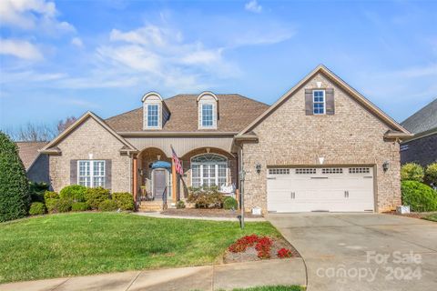 7931 Abelia Way sold home in Fair Oaks, Clemmons, NC