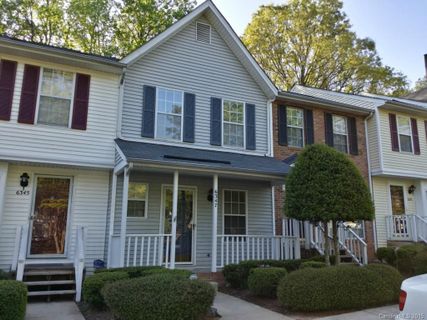 6347 Windsor Gate Lane sold home in Windsor Grove Homes, Charlotte, NC