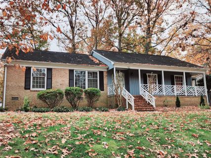 725 Brookside Drive sold home in Forest Brook, Gastonia, NC