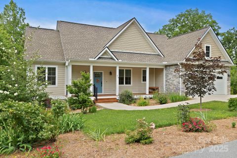 73 Wisdom Cove Road sold home in Solomons Cove, Flat Rock, NC