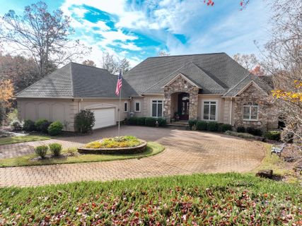 124 Gladstone Springs Road