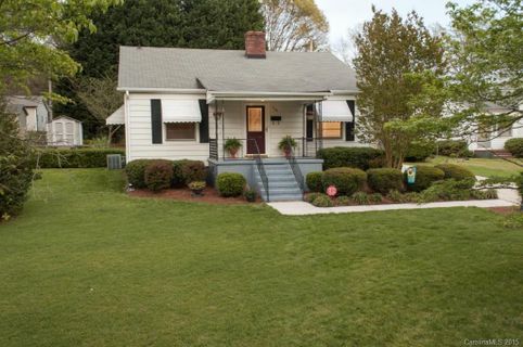 706 S Dogwood Drive