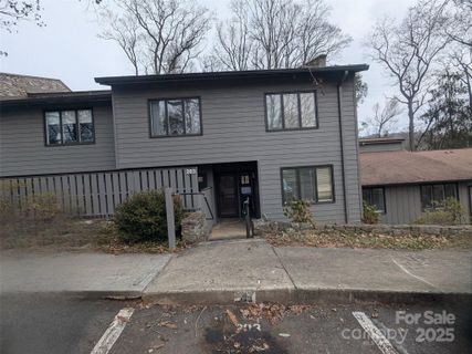 203 Crowfields Drive