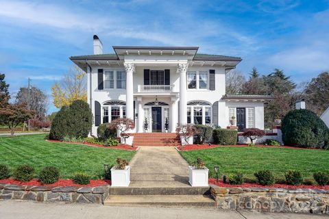 501 Norwood Street sold home in Maehill Park, Lenoir, NC