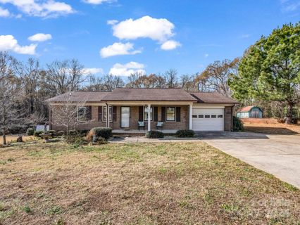 910 Tait Street sold home in Crestview, Lincolnton, NC