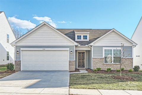 1141 Blackburn Circle