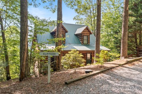 945 Wagon Ridge Lane sold home in Leatherwood Mountains, Ferguson, NC