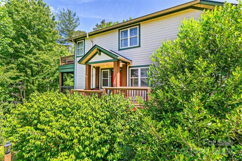 99 Ridgetop Circle 201