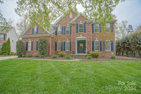 15816 Heckscher Drive