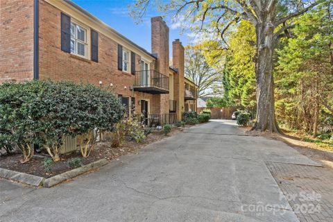 1340 Queens Road