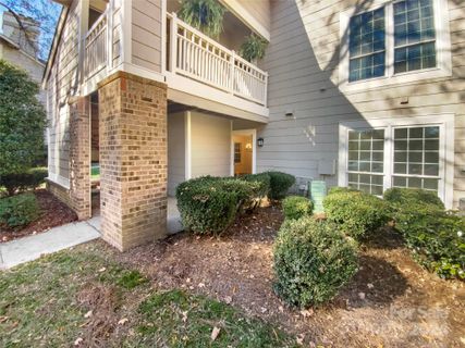 Previously sold for $285,000