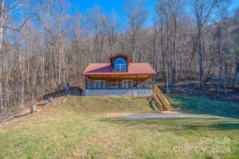 1497 Secluded Valley Road sold home in Secluded Valley, Marshall, NC