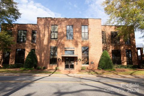 555 E Catawba Street sold home in Catawba Mills, Belmont, NC