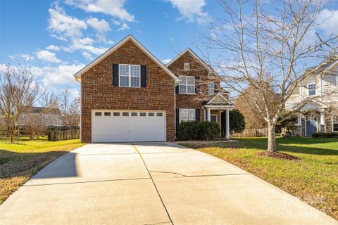1414 Kronas Circle sold home in New Towne Village, Waxhaw, NC