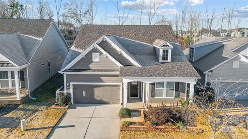 1121 Eddisbury Cove
