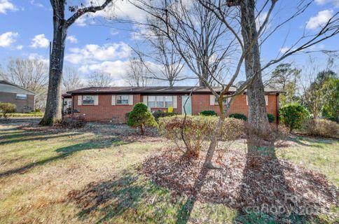 9638 Pleasant View Lane sold home in Pleasant View Acres, Mint Hill, NC